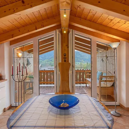 Oberschoenauer Bergblick Apartman